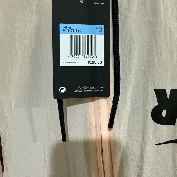 Nike Air Jordan Jumpman Wings Classics Jacket Coral White Men M BQ8476-664 - Picture 3 of 3